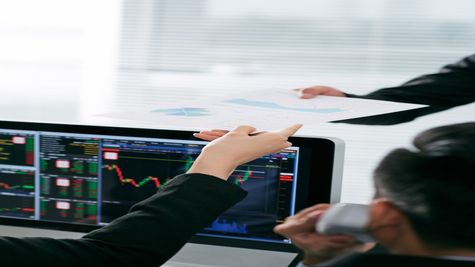 Hinduja Group Auto Stock Bags Defence Order Worth Rs 800 Cr, Hits New 52-Week High