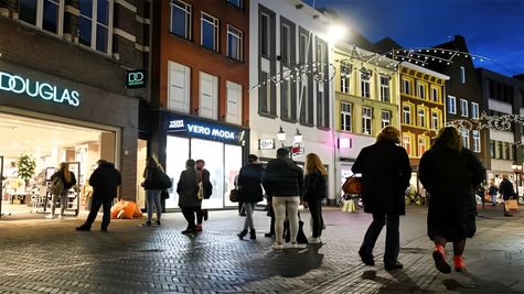 Netherlands Enters First Recession Amid Soaring Food Prices, Energy Bills