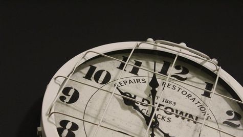  Could Time Travel Revolutionize Our Financial World? 