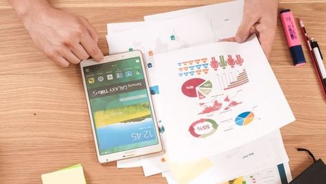Navigate Financial Planning Amidst Indias Bank Holidays!