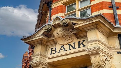 2 PSU Bank Stocks In Focus This Week; RBI Imposes Rs 10.34 Crore Penalty On Bank Baroda, IOB, Citibank