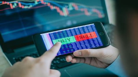 Sumeet Bagadia of Choice Broking Recommends 2 Stocks To Buy On Friday, 3rd Nov