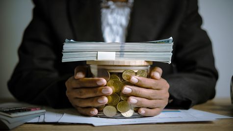 Kickstart Your New Year With These 5 Financial Resolutions: A Blueprint For Fiscal Fitness