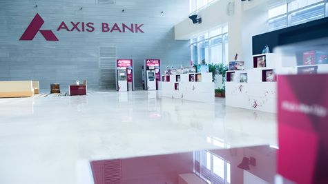 Axis Bank Q4 Results: Net Profit Stood At Rs 7,130 Cr, NII Grew By 11%; Rs 1/Share Dividend Declared