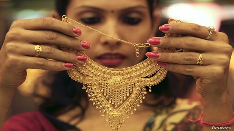 Gold, Silver Prices Rise In India, Oct 11: 24k/100 Grams Gold Price Jumps By Rs 7600, Buy?
