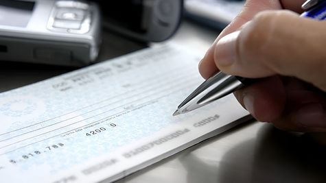 Black Ink On Cheques Banned? RBI Clears The Air, Here's The Truth Behind The Viral Claim