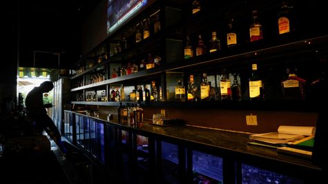 India Cuts Bourbon Whisky Tariffs Following Trump’s Remarks