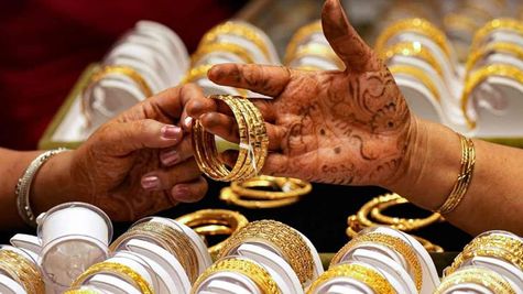 Gold Prices In India Outlook On April 22: What Will Impact 22K, 24K, 18K Gold Rates On Tuesday? Will MCX Gold