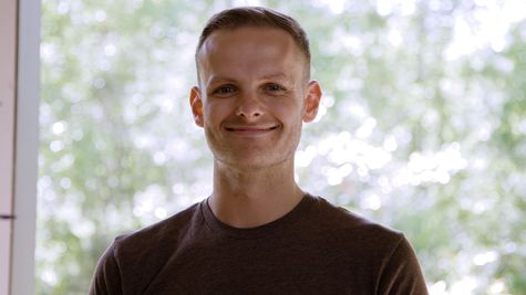 Dreaming Of Early Retirement? Learn How Nathanael Farrelly Did It By 29 With $14 Million Net Worth