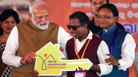  PM Awas Yojana 2025: Application Status, Common Mistakes & Who Will Get Benefits; Check Full Details