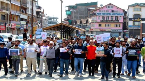 ‘Our Livelihood is Gone Overnight; No Tourist, No Earnings!’ Pahalgam Terror Attack Ruins Kashmir’s Tourism