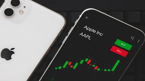 Rise Or Fall? Apple Stock Reaction To Trump's 'Not In India' Statement For iPhone Manufacturing