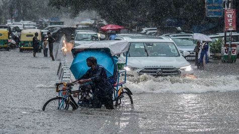 Red Alert On Delhi-NCR; Severe Rain, Strong Winds, Waterlogging Disrupting The City; Check IMD Weather Update