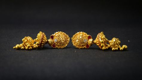 Bangalore Gold Rate Today on Fire! Inches Closer To Rs 1 lakh mark; Check Latest 24, 22, 18K Gold Price