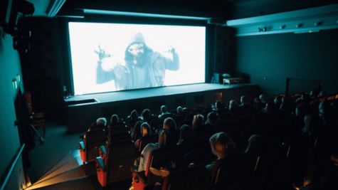 Top 5 Entertainment Credit Cards for Movie Buffs And OTT Fans 