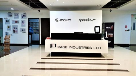 No Split, Bonus! Rs 280-Rs 47,800, Textile Stock Turns Rs 10,000 To Rs 17 Lakh; Rs 200 Dividend Ahead