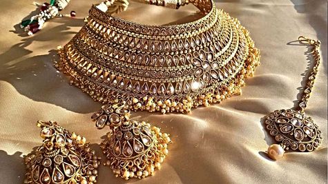 Gold Rate In India Crashed Rs 18,000 In 3 Days; Yellow Metal Prediction For June 26; 24K, 22K, 18K Gold Price