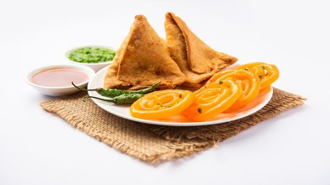 Warning For Food Lovers! Eating Samosas, Jalebis As Unhealthy As Cigarettes? New Health Alert Here