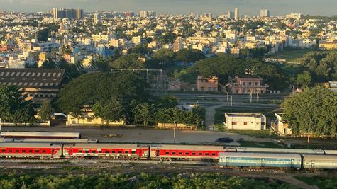 Bengaluru Hits Pause This Diwali: Empty Streets, Light Traffic, No Crowds; Netizens Can’t Stop Sharing