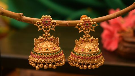 Mumbai Gold Rate Today Makes Strong Comeback Post-Diwali! 24K Up Rs 20,800/100 Gm on Tuesday; Buy Or Wait?