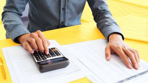 Should Salaried Professionals Bet On Home Ownership Over Mutual Funds In The Current Rate Cycle?