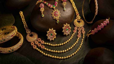 Gold Rates In India Alert: Will 10 Grams of Gold Hit Rs 130,000 Before Nov-End? Know 24K, 22K, 18K Gold Prices