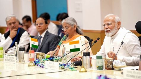 PM Modi To Meet Economists Ahead of 2026-27 Budget