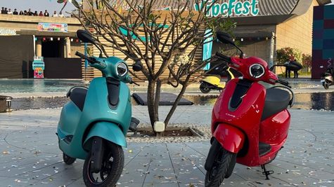 Bajaj Chetak C25 E-Scooter Launched In India: Check Price, Offers, Key Features, Other Details