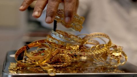 Gold Rate Today in India Bounce Back After Two-Day Fall, Silver Prices Slip on January 9: MCX Futures Jump