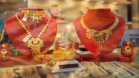 Gold Rates In India Today (March 6, 2026): Gold Rate Crash Fifth Day In Row By Rs 1,09,800; 24K, 22K, 18K Gold