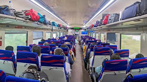 Vande Bharat Express Seats Reach Full Capacity Amid Post Holi Travel Rush