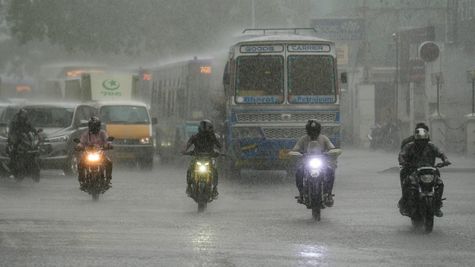 Karnataka Weather Today: IMD Predicts Extremely Heavy Rain, 60 km/h Winds in Coastal Areas; Bengaluru Rains Li