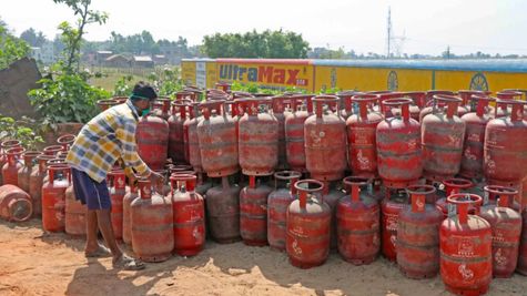Gas Cylinder New Refilling Rules 2026: Only 23% of Rural Households Book & Refill LPG Cylinders; Here's Why