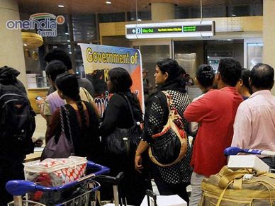 പ്രവാസികൾ കൂട്ടത്തോടെ നാട്ടിലേയ്ക്ക് മടങ്ങുന്നു; ഇഖാമ പുതുക്കി നൽകില്ലെന്ന് കുവൈറ്റ്