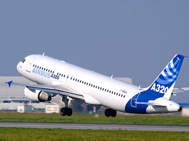 ഗൾഫിൽ വേനലവധി; വിമാന ടിക്കറ്റ് നിരക്ക് കുതിച്ചുയർന്നു