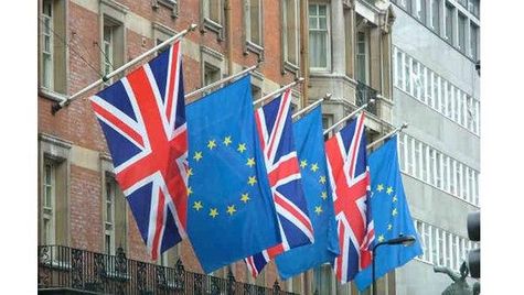 2020ൽ കടത്തിൽ മുങ്ങുന്ന രാജ്യങ്ങൾ ഏതൊക്കെയെന്ന് അറിയണ്ടേ?