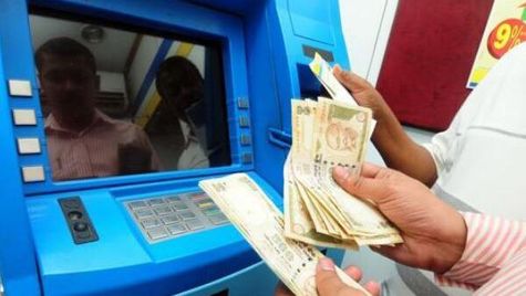 എടിഎമ്മില്‍ നിന്നുള്ള പിന്‍വലിക്കല്‍ ചെലവേറിയതാകും, സര്‍വീസ് ചാര്‍ജ് വര്‍ധിപ്പിച്ച് ആര്‍ബിഐ