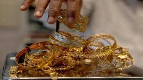 Gold Price:സ്വർണവില വീണ്ടും ഇടിയുമെന്ന് വിലയിരുത്തൽ, അൽപ്പം കാത്തിരുന്നാൽ മികച്ച ലാഭം, അതല്ലേ നല്ലത്..?