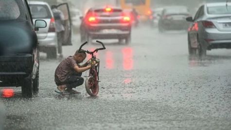 മഴ വരുന്നേ മഴ, സംസ്ഥാനത്തെ കാലാവസ്ഥാ മുന്നറിയിപ്പിൽ മാറ്റം, എട്ട് ജില്ലകളിൽ മഴ പെയ്യും