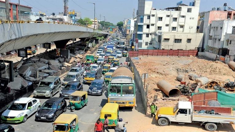 Bengaluru Metro Construction Causes Traffic Chaos In HSR Layout ...