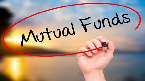 Axis Mutual Fund: एक्सिस म्यूचुअल फंड का बड़ा दांव! लॉन्च किया डिफेंस इंडेक्स फंड, क्या ये आपको अमीर बना सकता?