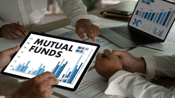 Mutual Fund में Expense Ratio और Exit Load क्या होता है? जान लें नहीं तो लगेगा लाखों का झटका!