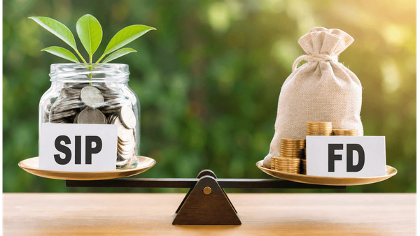 SIP या FD: बाजार की हलचल के बीच कहां मिलेगा मोटा रिटर्न?