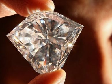 900 रुपए प्रति माह देकर खरीदिए हीरा (Diamond), जानिए कैसे?