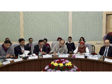 आखिर क्‍यों होती है बजट पेश होने से पहले अधिकारियों को कैद? 