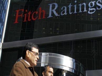 फिच ने दिए PNB की रेटिंग में कटौती के संकेत