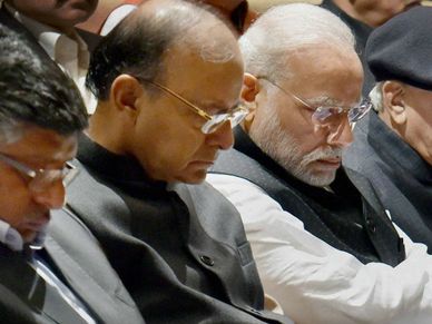 7वां वेतन आयोग: लाखों केंद्रीय कर्मचारियों को मोदी सरकार ने दिया झटका!