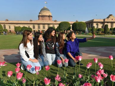 कब खुला रहता है मुगल गार्डन, कितनी है एंट्री फीस? 
