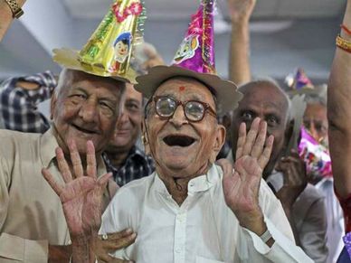 वरिष्‍ठ नागरिकों के लिए इनकम टैक्‍स नियमों में बदलाव 