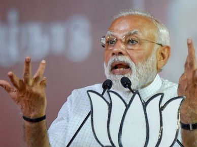 Modi Govt की टॉप 6 योजनाएं, जानें क्या-क्या मिलता है Free